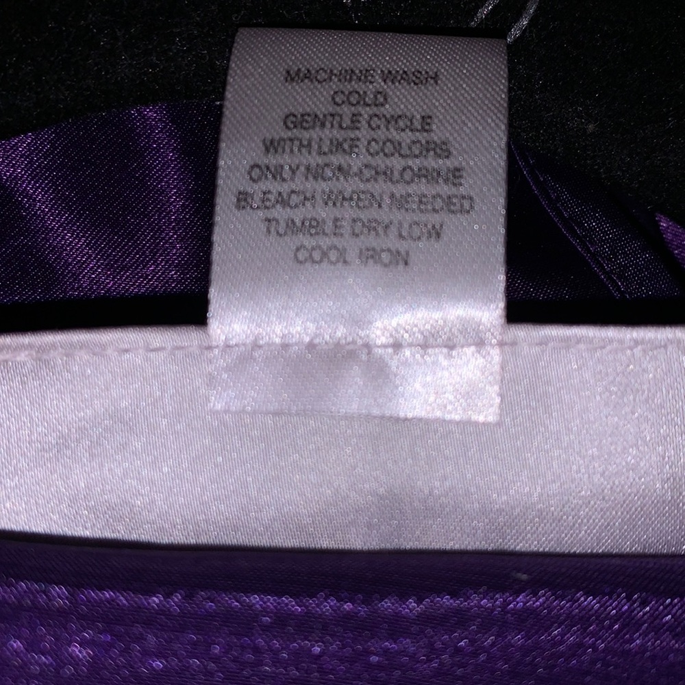 Morgan Taylor Slip‎ and Robe Set. - Picture 9 of 9